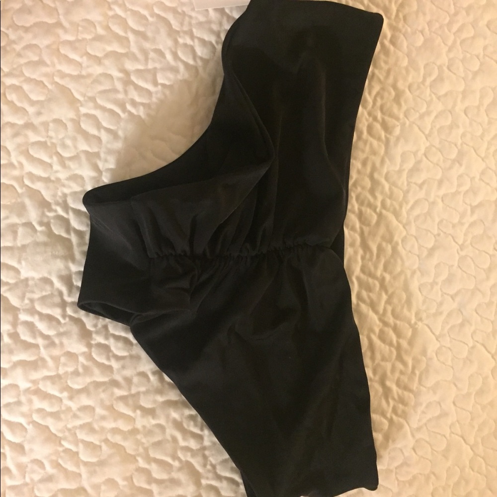 Black Fuse bottoms, NWT